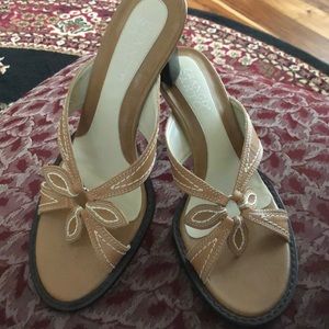 Women’s Leather Sandals